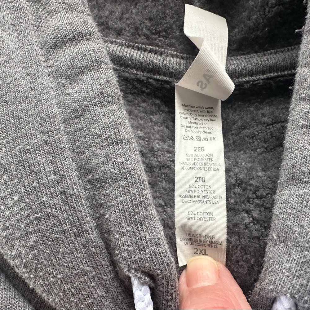 Bella Canvas‎ Gray Hoodie with Vintage Graphic - Picture 6 of 7